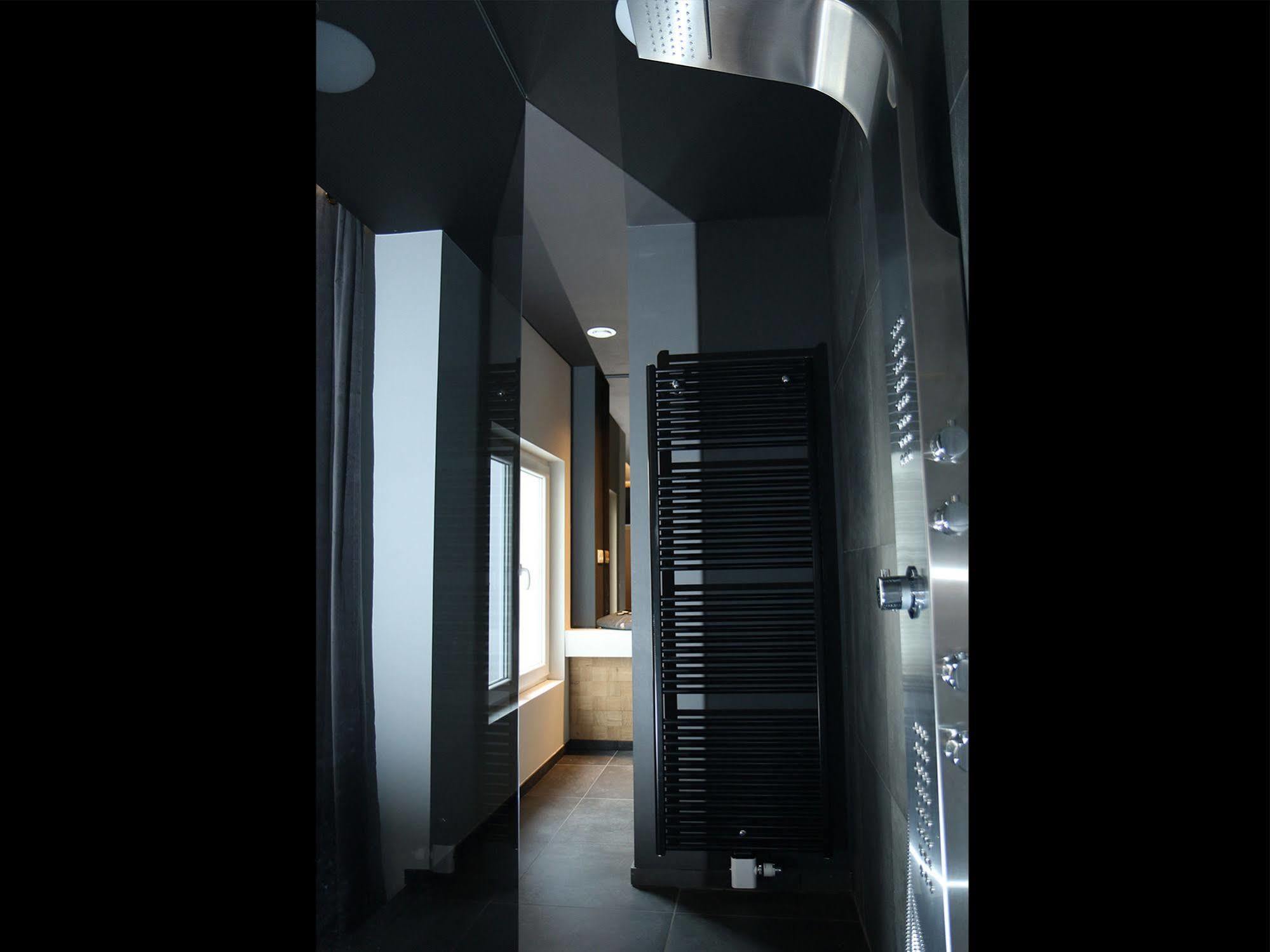 Hotel Goodnight Anversa Esterno foto